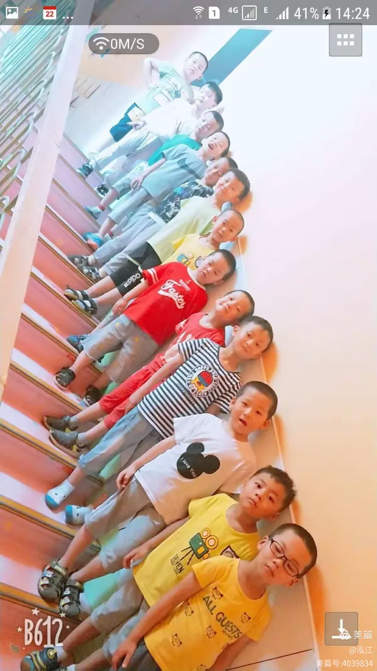 西华苑双语幼儿园2018届大三班毕业留念